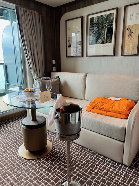 Venture suite